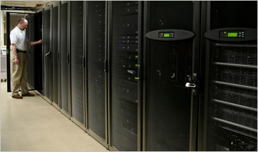 Laptop Monitoring Servers
